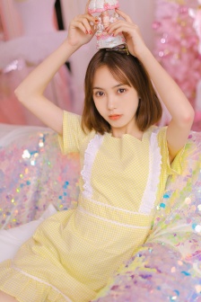 少女观看的秘密动漫